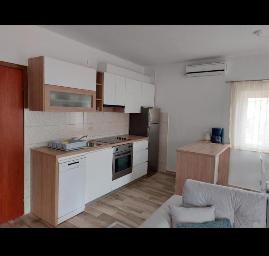 Apartments Ivanovski Раб Екстер'єр фото